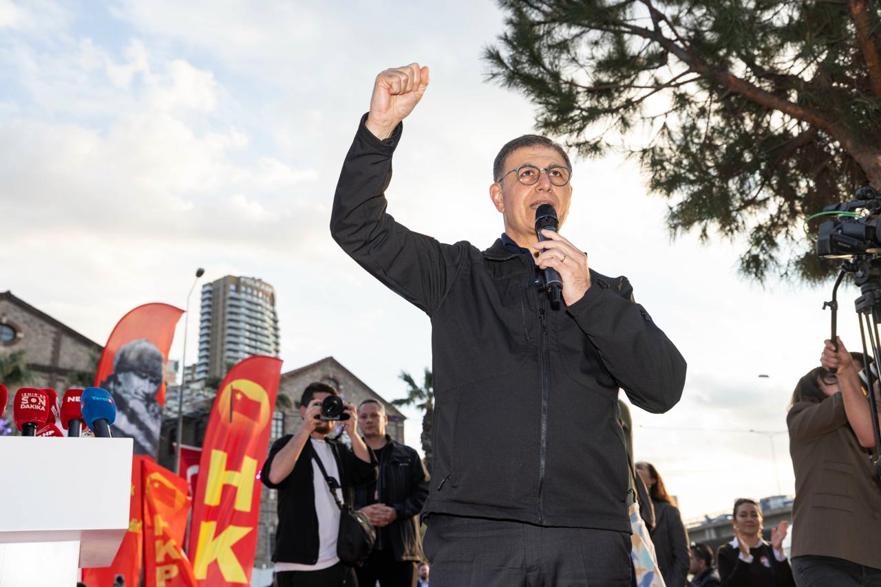 Cemil Tugay Meslek Fabrikası Mitingi'nde konuştu: 'Suç işliyorsunuz; tek bir gerekçe sunamazsınız'