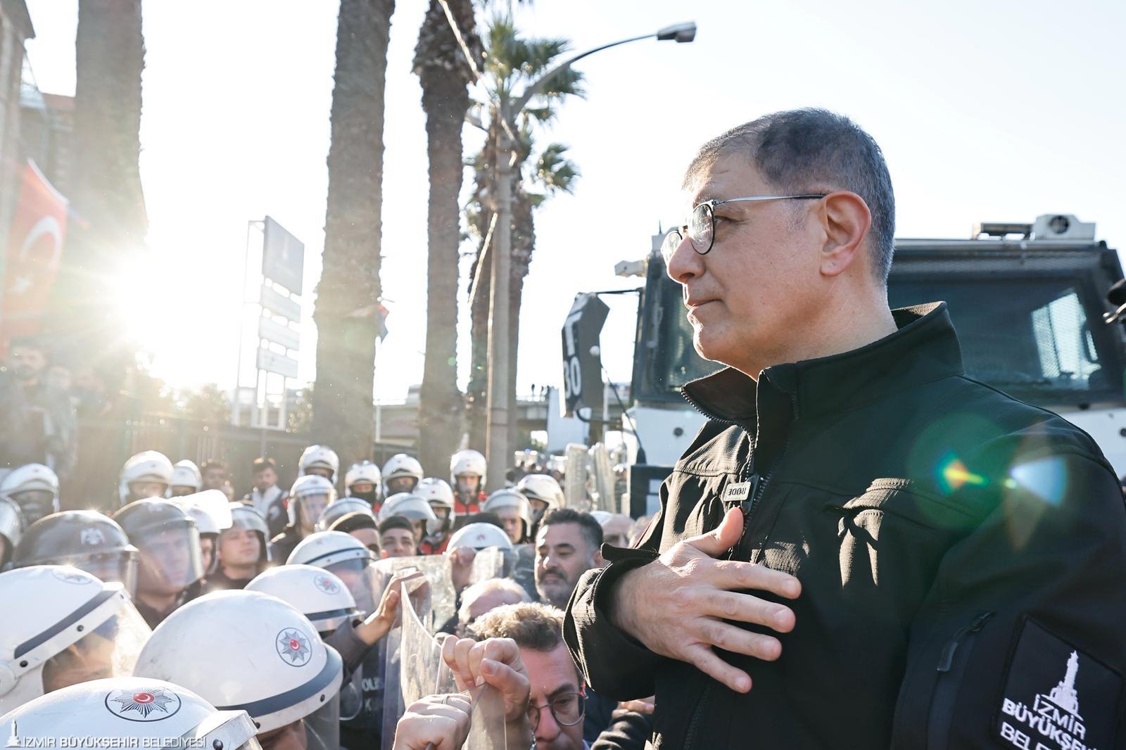 Cemil Tugay Meslek Fabrikası nöbetinde: “Bundan sonra 24 saat buradayım”