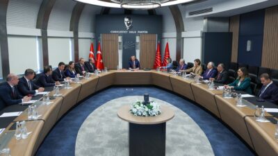 CHP Genel Başkanı Özgür Özel başkanlığında Ankara'da gerçekleştirilen Belediye Başkanları