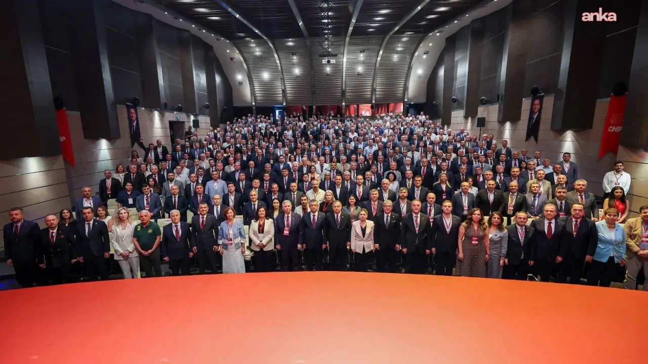 Operasyonların gölgesinde CHP'li belediye başkanlarıyla Ankara zirvesi