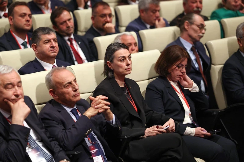 Özel belediye başkanları toplantısında konuştu: 'Bir adım geri atmayacağız; işimize odaklıyız'