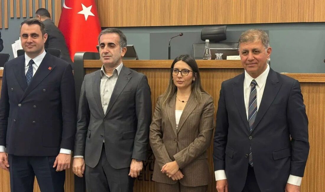 İzmir Büyükşehir Belediye Meclisi’nde Nisan ayı maratonu öncesi beklenen "değişim"