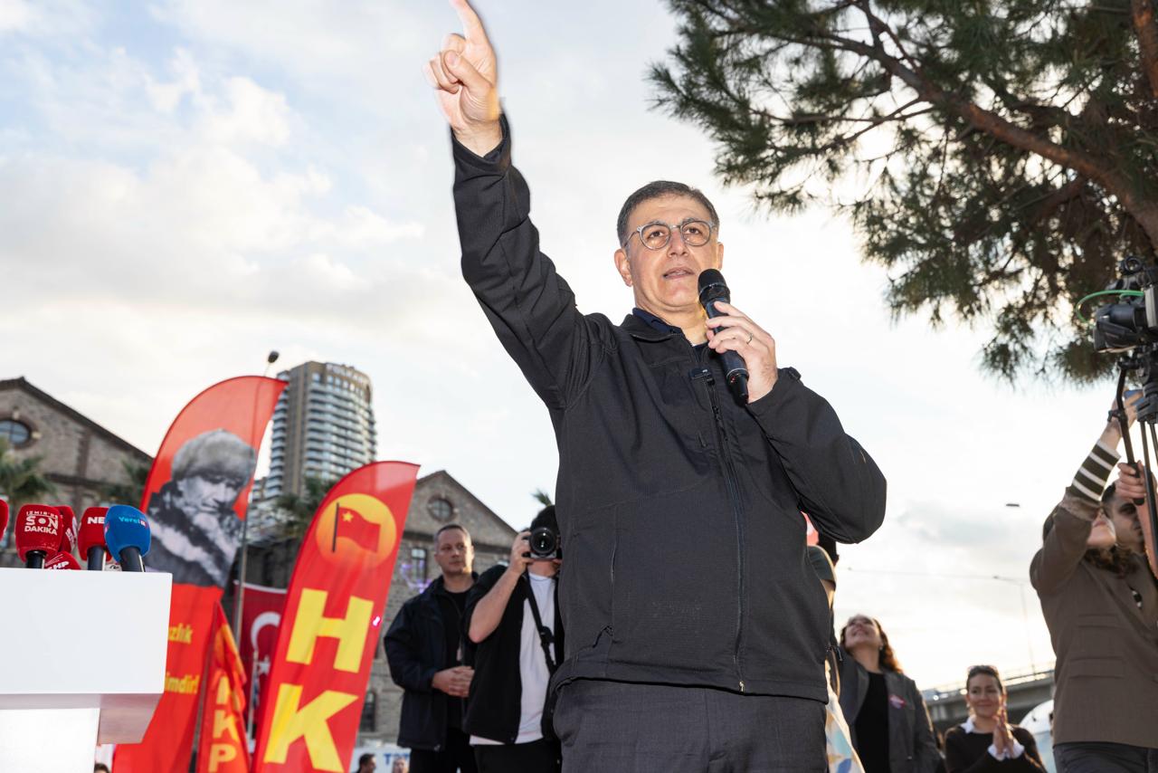 Tugay'dan Çankırı'ya jet 'meclis' yanıtı: 'O gün yoktum bile' 1 Tugay'dan Çankırı'ya jet 'meclis' yanıtı: 'O gün yoktum bile'