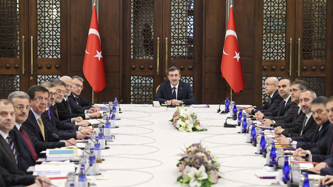 EKK'dan sanayi ve yatırım hamlesi: "Güçlü Merkez Programı" devreye giriyor!