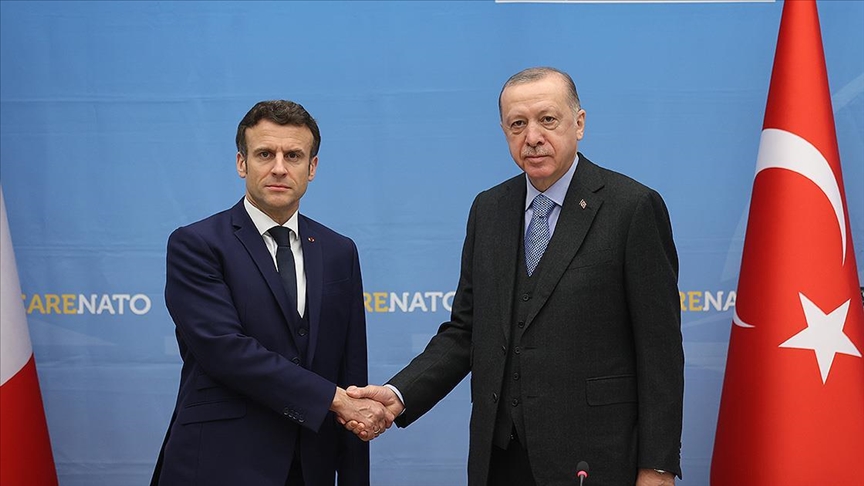 Fransa Cumhurbaşkanı Emmanuel Macron, Cumhurbaşkanı Erdoğan ile gerçekleştirdiği görüşmenin detaylarını