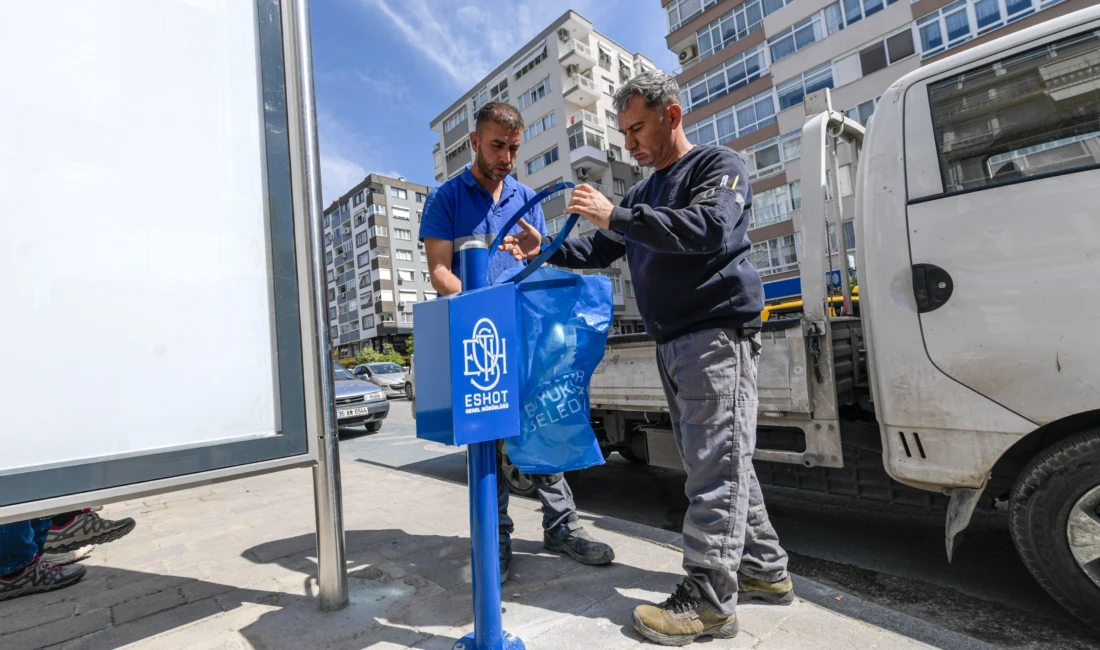 İzmir Büyükşehir Belediyesi ESHOT Genel Müdürlüğü’nün başlattığı uygulamayla otobüs durakları
