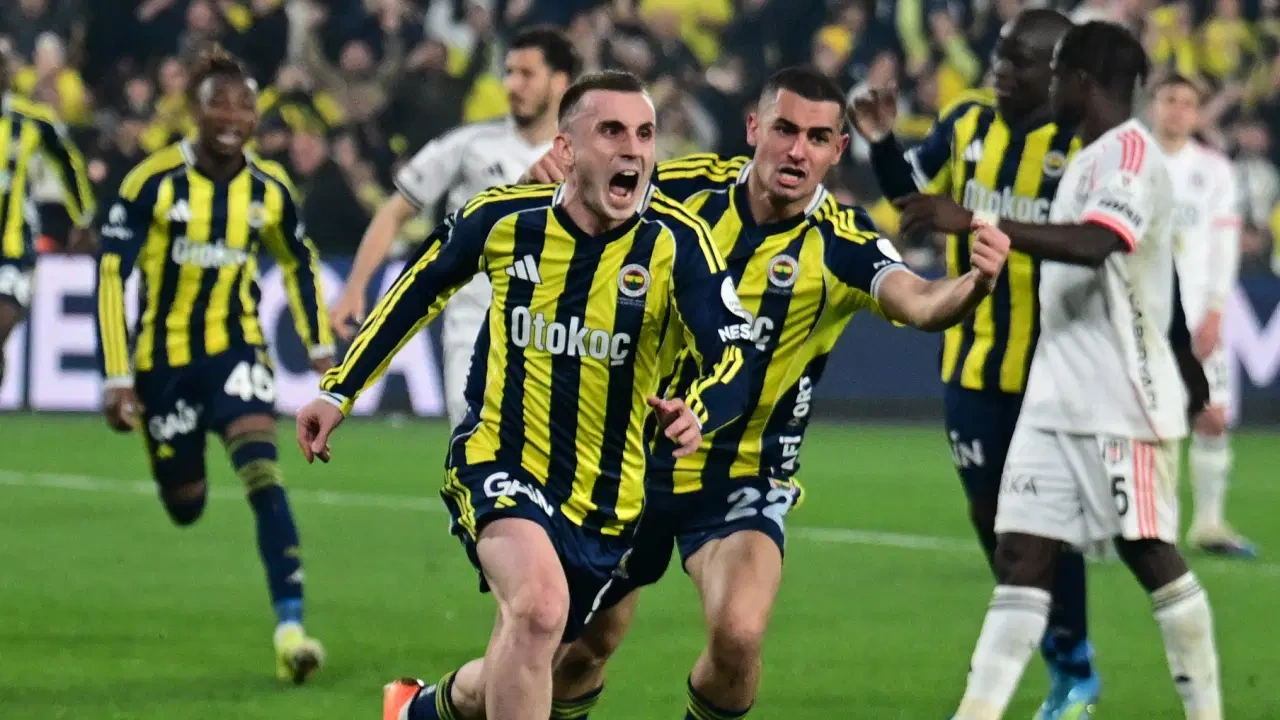 Kadıköy'deki derbide kazanan Fenerbahçe