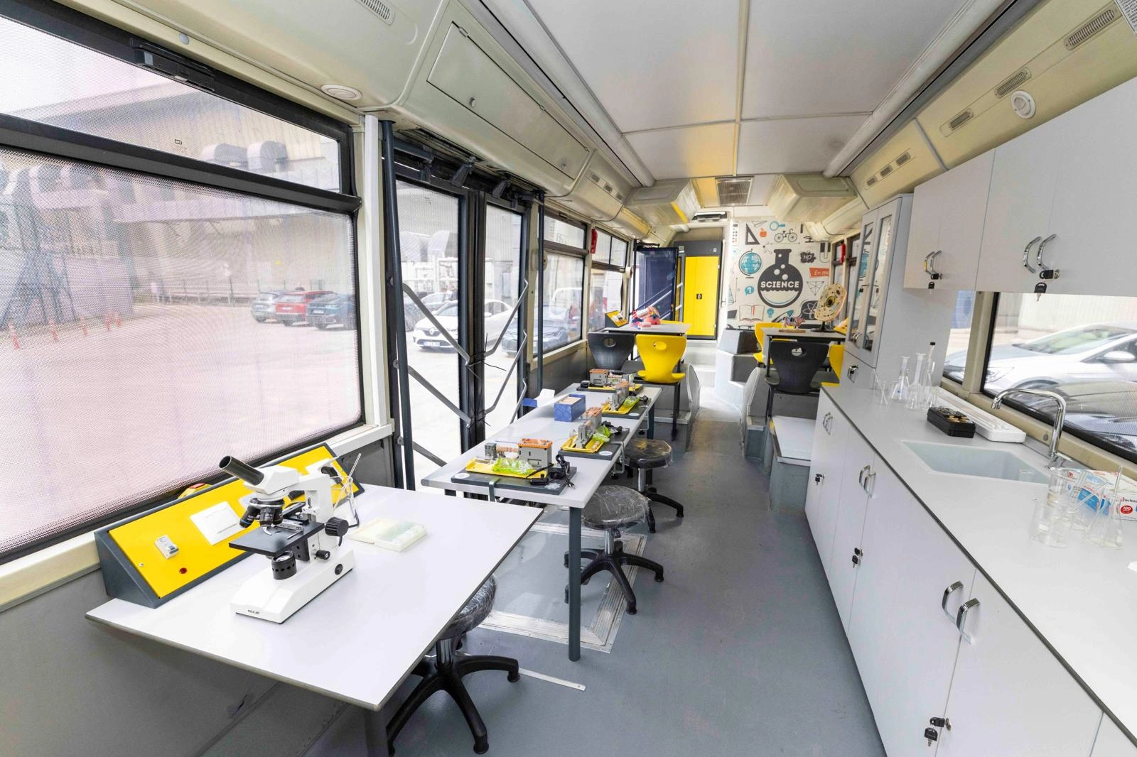 Gezici Bilim Otobüsü yola çıktı: İzmir’den Adıyaman’a bilim köprüsü 2 Gezici Bilim Otobüsü yola çıktı: İzmir’den Adıyaman’a bilim köprüsü