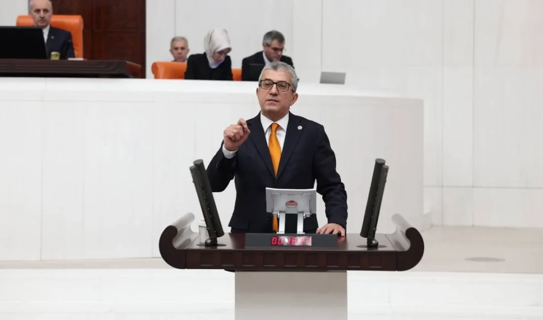 TBMM Genel Kurulu, Meclis Başkanvekili Celal Adan başkanlığında toplandı. 

Genel