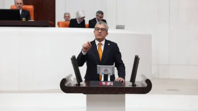 TBMM Genel Kurulu, Meclis Başkanvekili Celal Adan başkanlığında toplandı. 

Genel