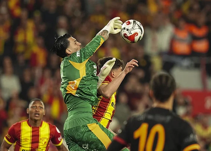 Göz-Göz’e "Lider" freni: Şanssız goller Avrupa biletini zora soktu!