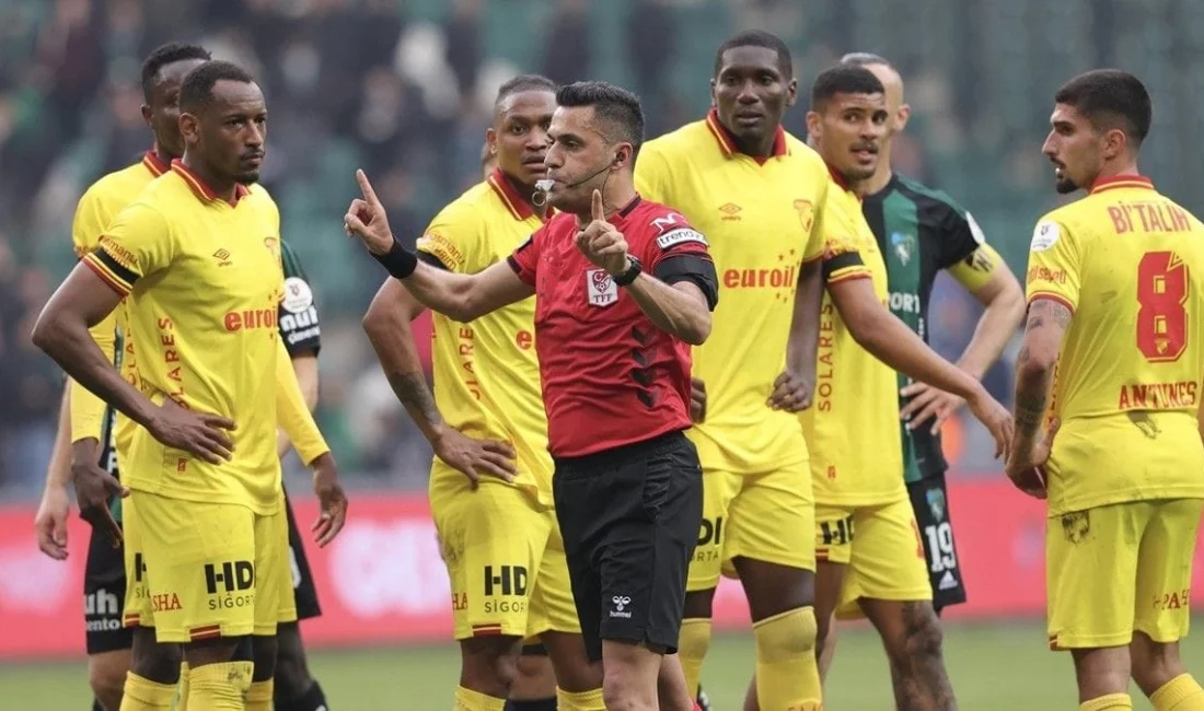 Süper Lig'in 30. haftasında Kocaelispor ile deplasmanda oynanan ve 1-1