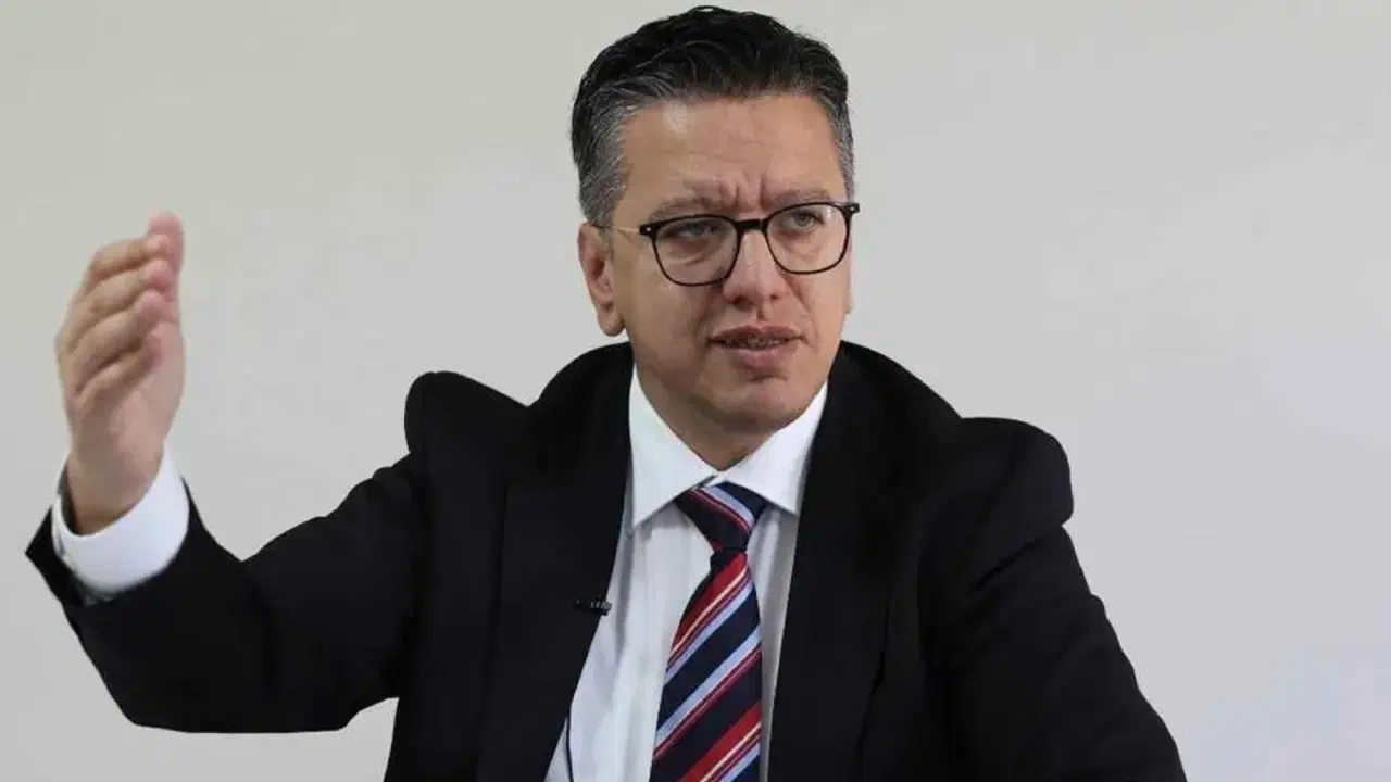 Şanlıurfa’nın Halfeti ilçesinde, belediyenin önceki dönem yönetimine yönelik yürütülen "yolsuzluk