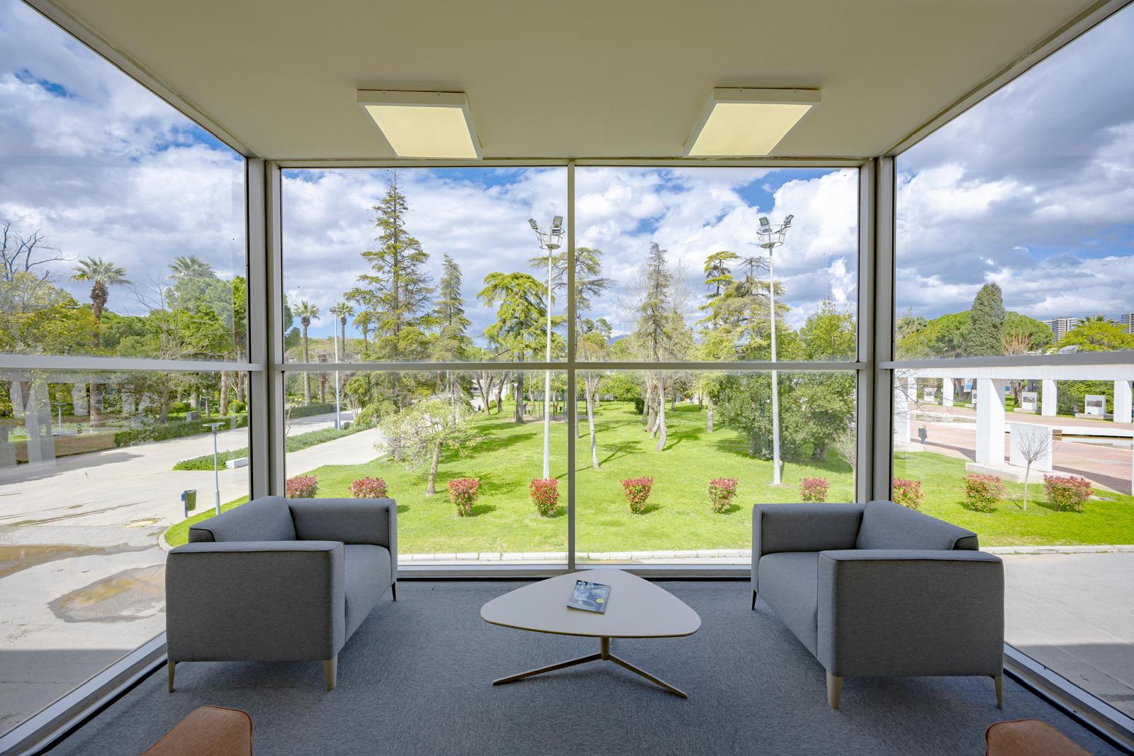 İzmir’in "Hasan Ali Yücel" gururu: Kültürpark’ta bilgi ve doğa iç içe!