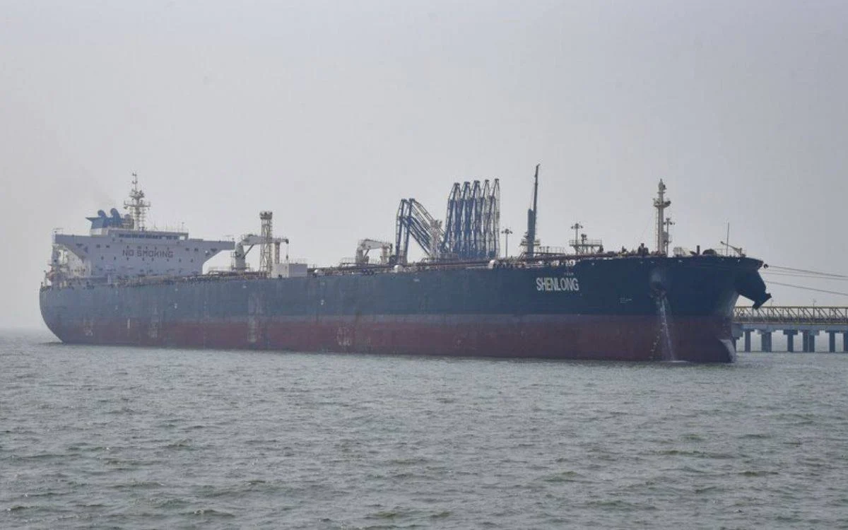 'Petrol fiyatları 120 doları görebilir': Kritik tarih 19 Nisan