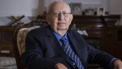 Eski TBMM Başkanı Hüsamettin Cindoruk, bir süredir tedavi gördüğü İstanbul