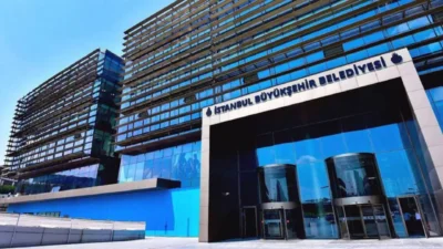 İstanbul Büyükşehir Belediyesi (İBB) yönetimi ve personeline yönelik açılan, 402