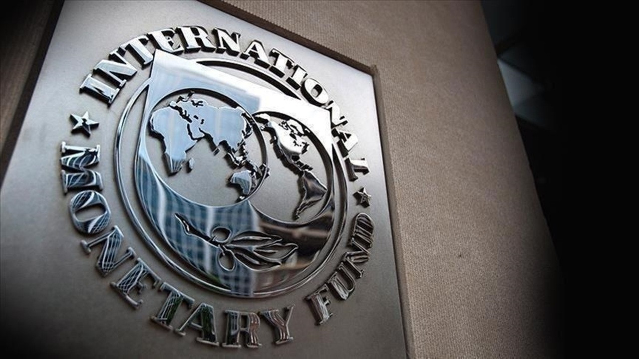 IMF Türkiye'den beklentisini düşürdü: 'Enflasyon ve işsizlik sarmalından çıkamıyor'