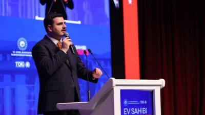 İzmir'de yerel yönetimler ile yükseköğretim kurumları arasındaki dayanışma, siyasette uzlaşmacı