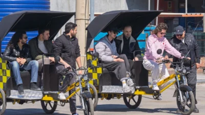 İzmir Büyükşehir Belediyesi, sürdürülebilir ulaşım ve genç istihdamı bir araya