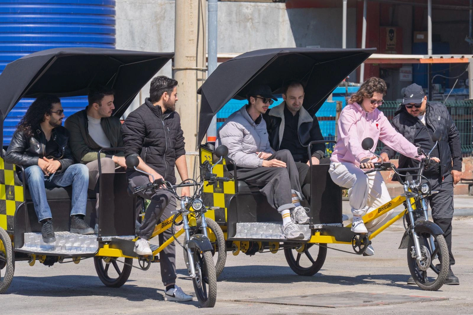 İzmir'de Bisicab dönemi başlıyor: Çevre dostu ulaşım, genç istihdamı destekliyor
