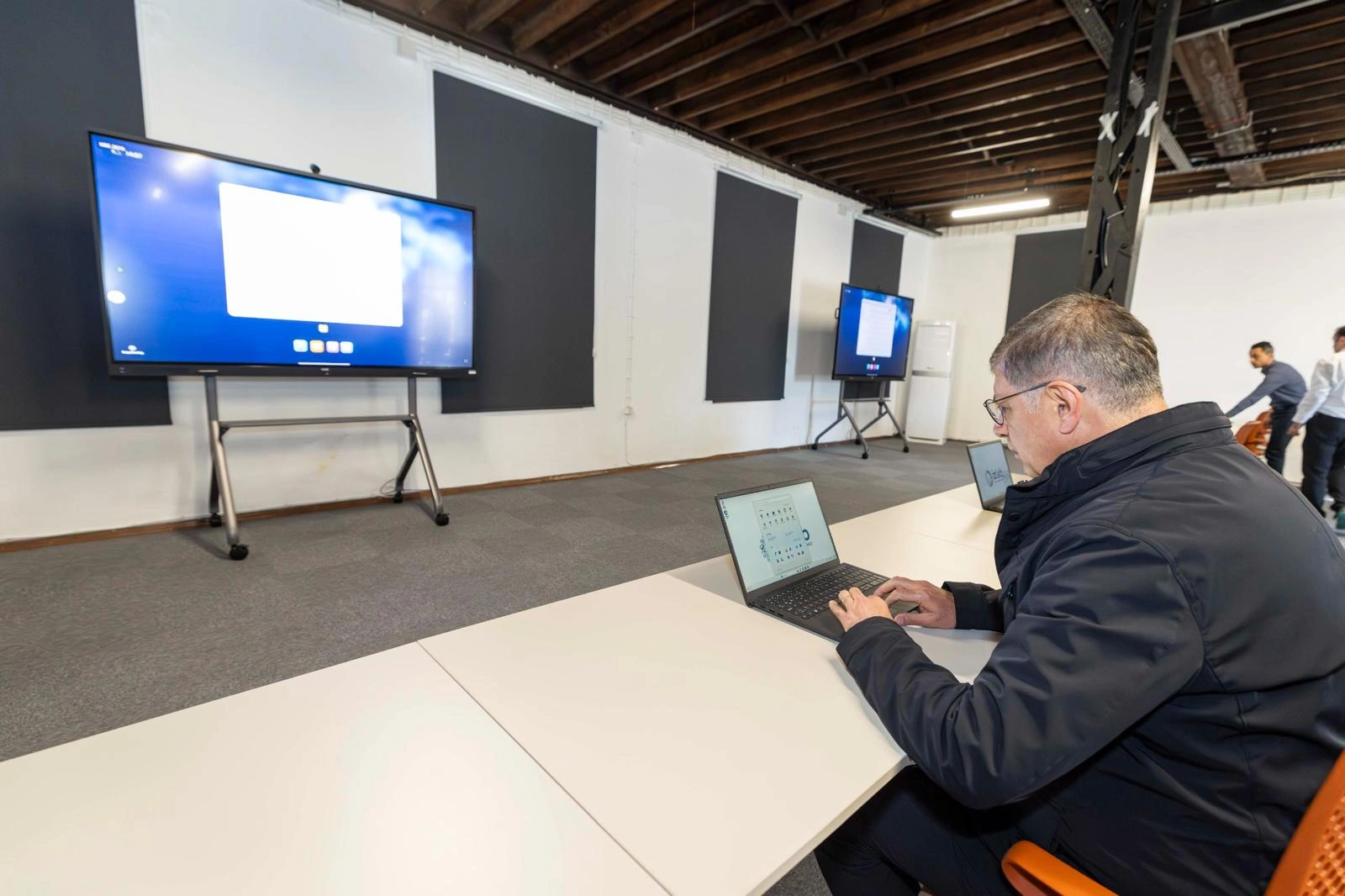 İzmir’de dijital çağ başladı: Tarihi Havagazı Fabrikası artık geleceği yazıyor! 1 İzmir’de dijital çağ başladı: Tarihi Havagazı Fabrikası artık geleceği yazıyor!