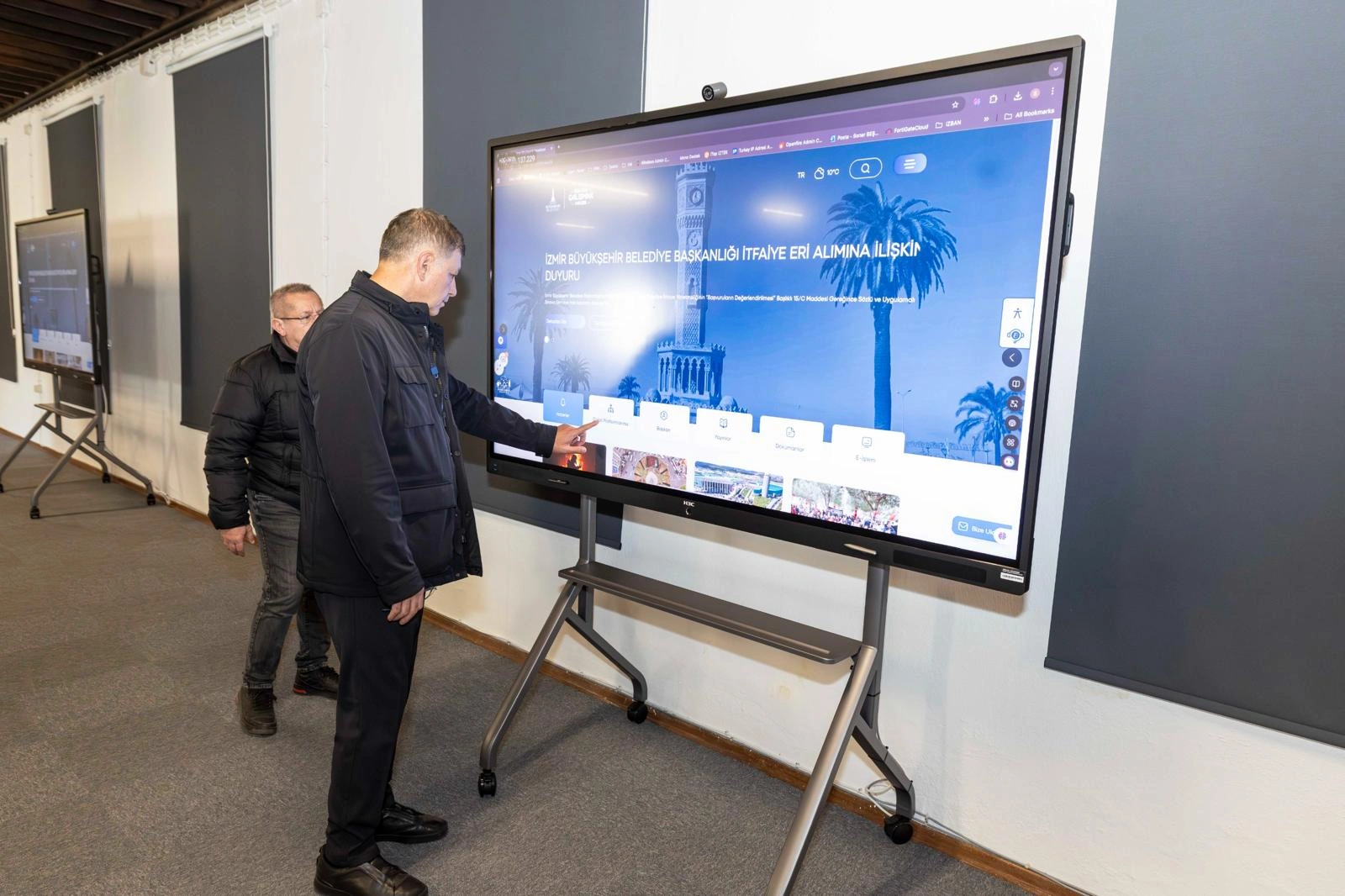 İzmir’de dijital çağ başladı: Tarihi Havagazı Fabrikası artık geleceği yazıyor! 6 İzmir’de dijital çağ başladı: Tarihi Havagazı Fabrikası artık geleceği yazıyor!