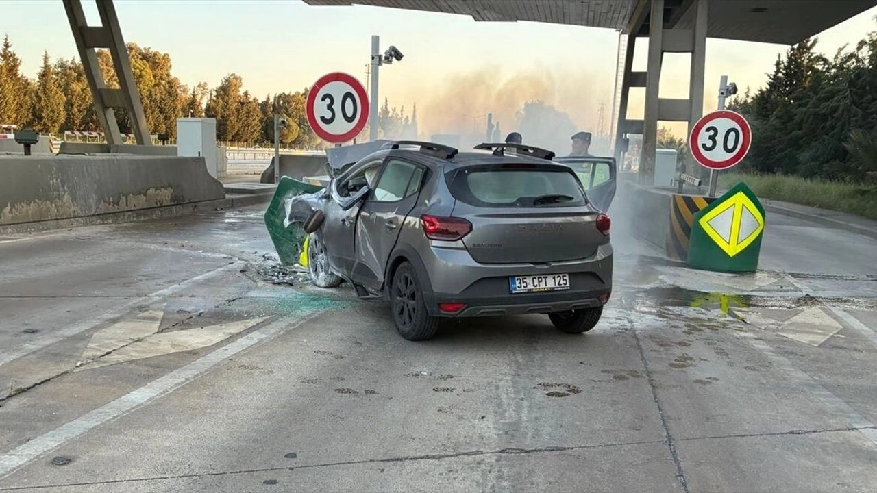 25 yaşındaki Beyza Nur P.'nin kullandığı otomobil bariyere çarptı. Çıkan
