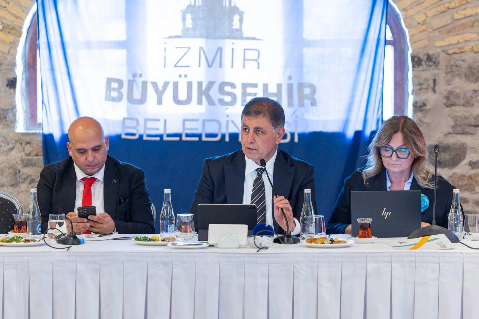 Başkan Tugay’dan sektöre dev lojistik destek! Mayıs ortasında açılacak İZMAR