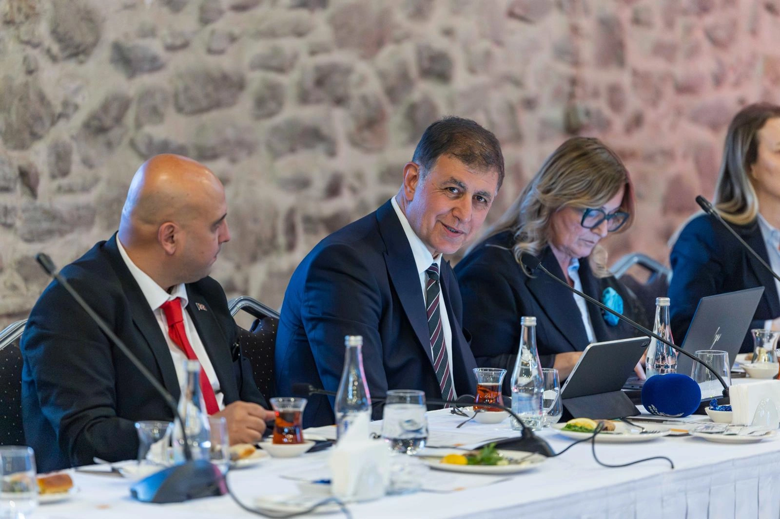 İzmir turizminde "İZMAR Depo" devrimi! Fuar İzmir gıda üssü oluyor