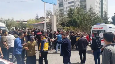Türkiye, Şanlıurfa’nın ardından Kahramanmaraş’tan gelen silahlı saldırı haberiyle sarsıldı. Onikişubat