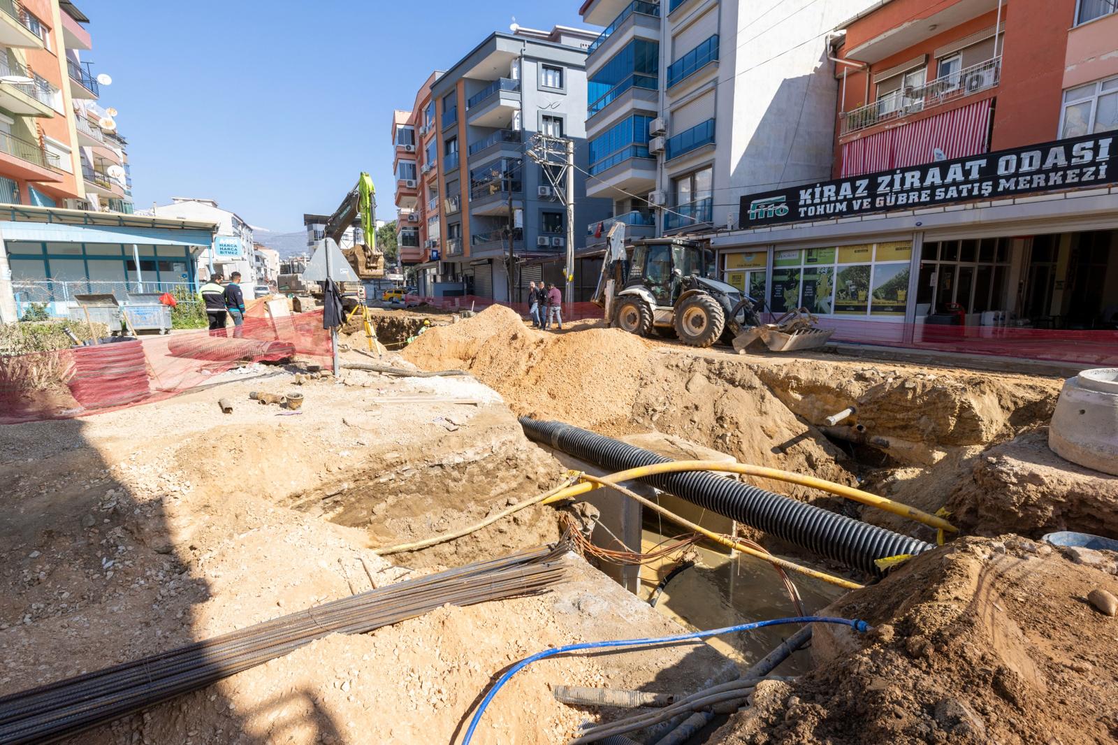 Kiraz’ın altına 100 milyonluk "Çelik" imza! İZSU’dan taşkınlara karşı dev kalkan