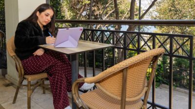 İzmir Büyükşehir Belediyesi’nin kentin dört bir yanına yayılan kütüphaneleri, 62.'inci