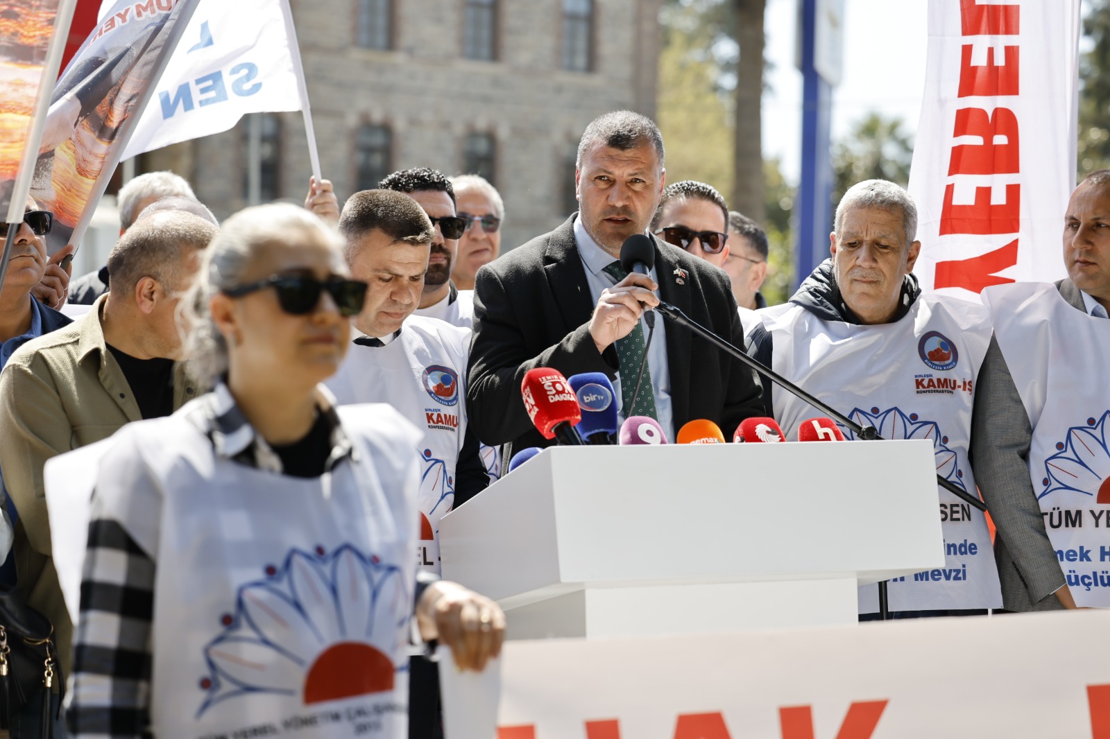 İzmir’de Meslek Fabrikası’nın tahliyesine yönelik karara Tüm Yerel-Sen İzmir şubeleri