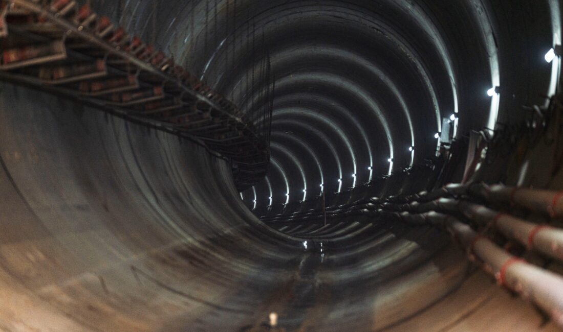 İzmir’in en büyük ulaşım yatırımında hummalı çalışma! Tünel kazılarında yüzde