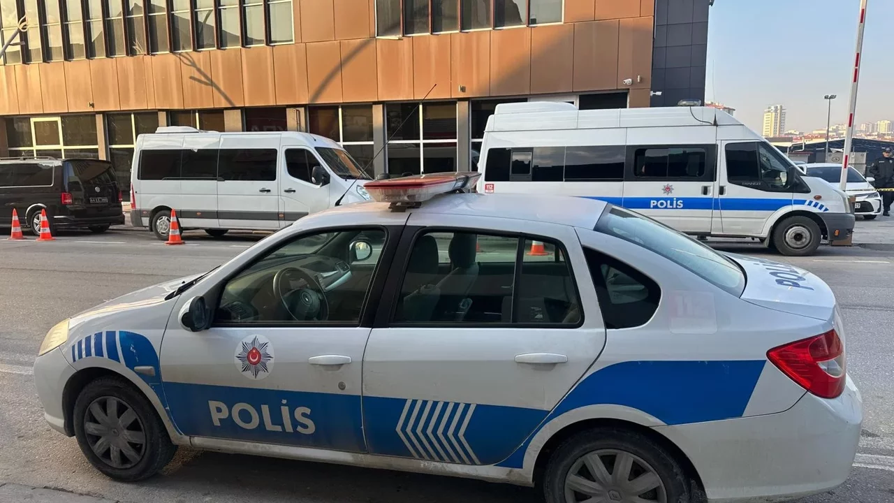 Uşak Belediyesi'ne ikinci dalga operasyonu: 27 gözaltı daha