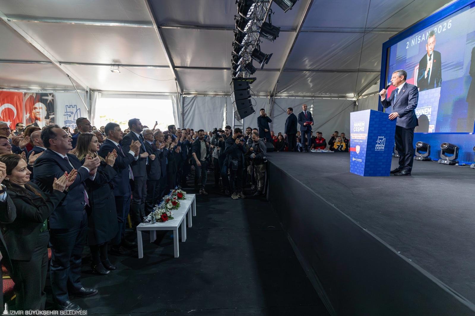 Barınma krizine İzmir reçetesi: 'Baskı altındayız; bize direnmek yakşıır'