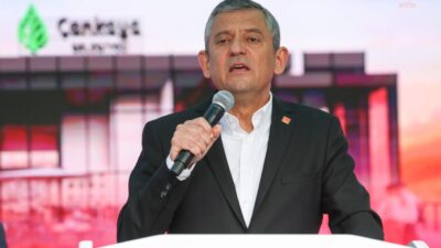 Nevşehir’de halka seslenen CHP Genel Başkanı Özgür Özel, ekonomi politikalarından
