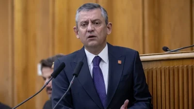 CHP Genel Başkanı Özgür Özel, Ankara İl Başkanı Ümit Erkol’un