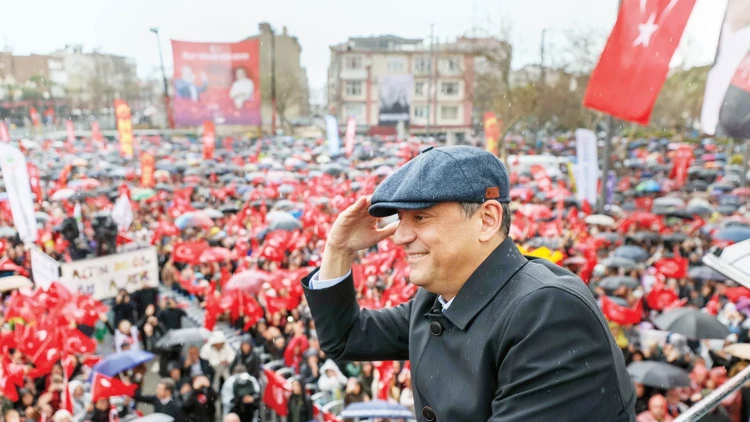 CHP Genel Başkanı Özgür Özel, Afyonkarahisar’da düzenlenen “İl Belediye Başkanları”