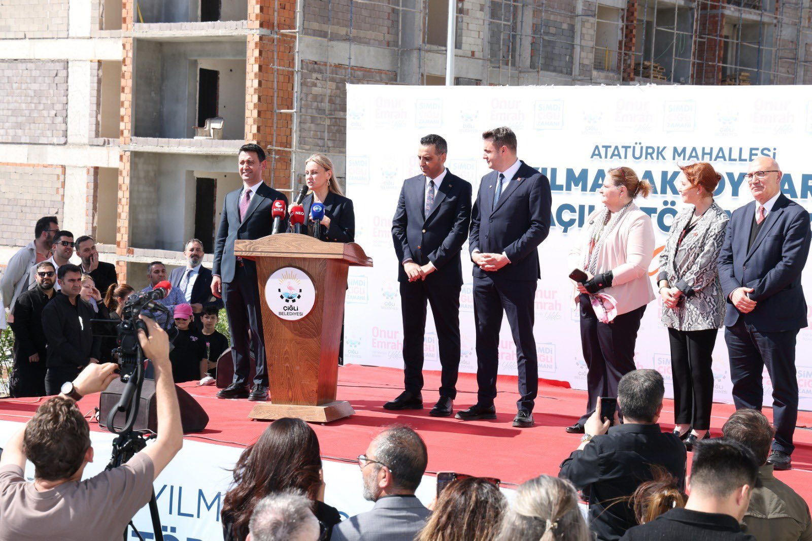 Çiğli'de Yılmaz Aksoy Parkı açıldı: CHP kurmaylarından mesaj yağmuru