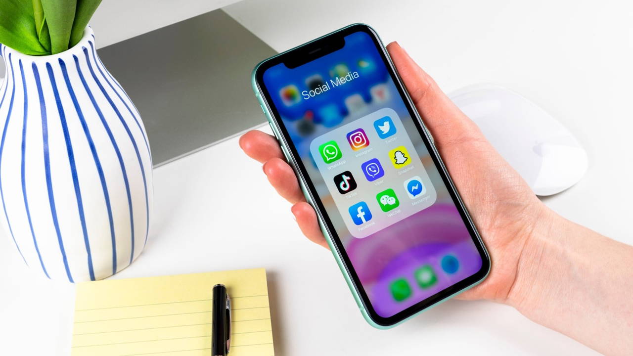 Sosyal medyada yeni dönem: Bakan Göktaş tarih verdi!