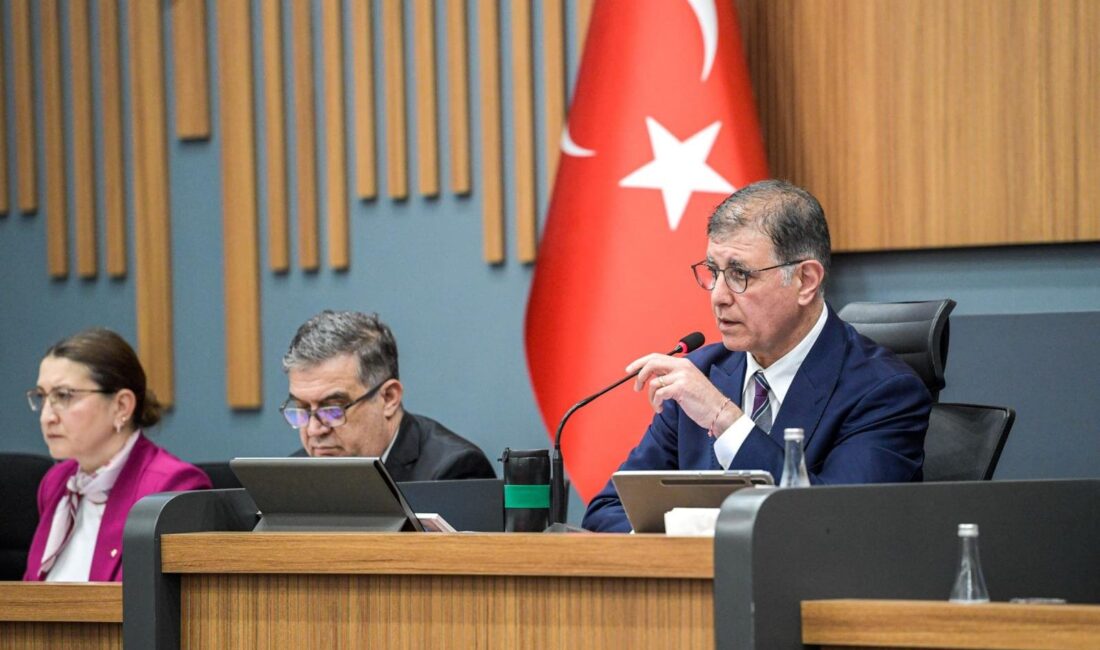 İzmir Büyükşehir Belediye Meclisi’nde Bornova Işıklar Mahallesi’ne yapılması planlanan “İnşaat