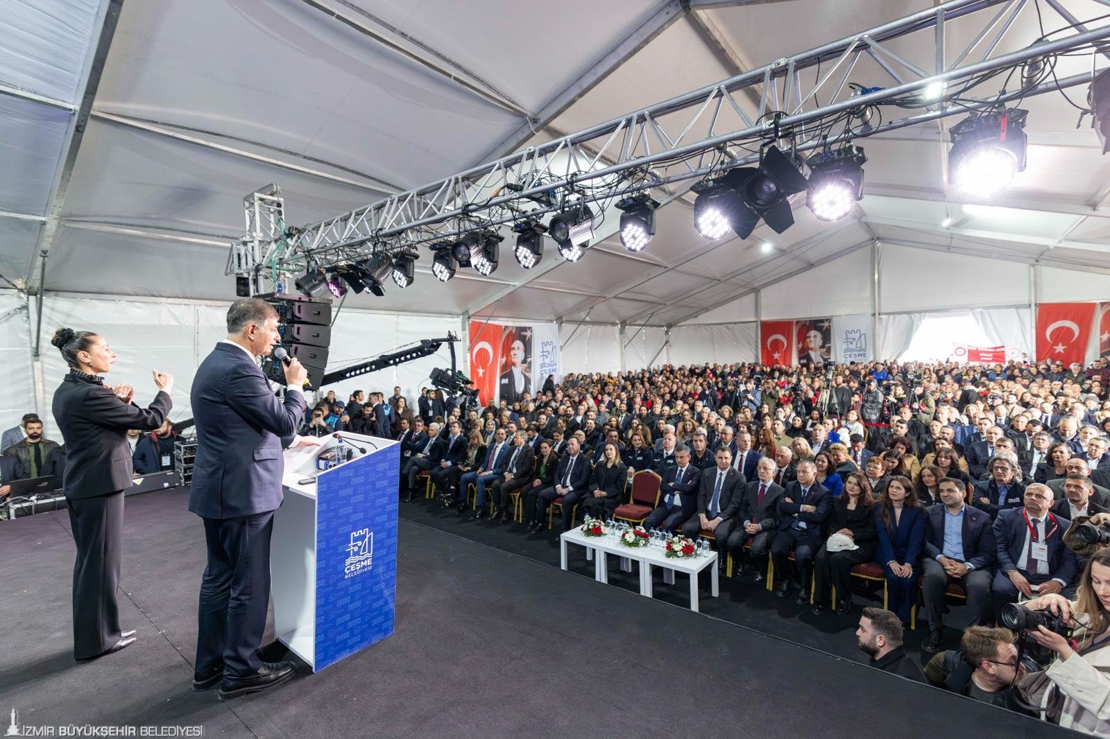 Barınma krizine İzmir reçetesi: 'Baskı altındayız; bize direnmek yakşıır'