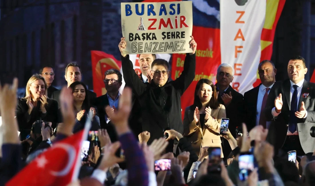 Meslek Fabrikası krizi İzmir’de tam bir siyasi düelloya dönüştü. 

AK