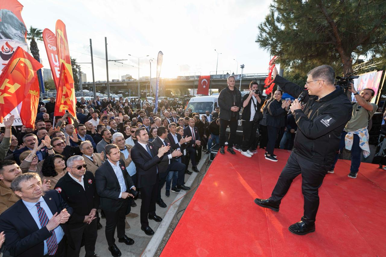 Cemil Tugay Meslek Fabrikası Mitingi'nde konuştu: 'Suç işliyorsunuz; tek bir gerekçe sunamazsınız'