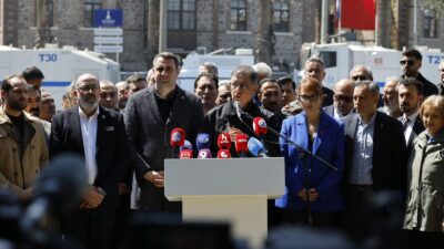 İzmir Büyükşehir Belediye Başkanı Dr. Cemil Tugay; CHP Genel Başkan