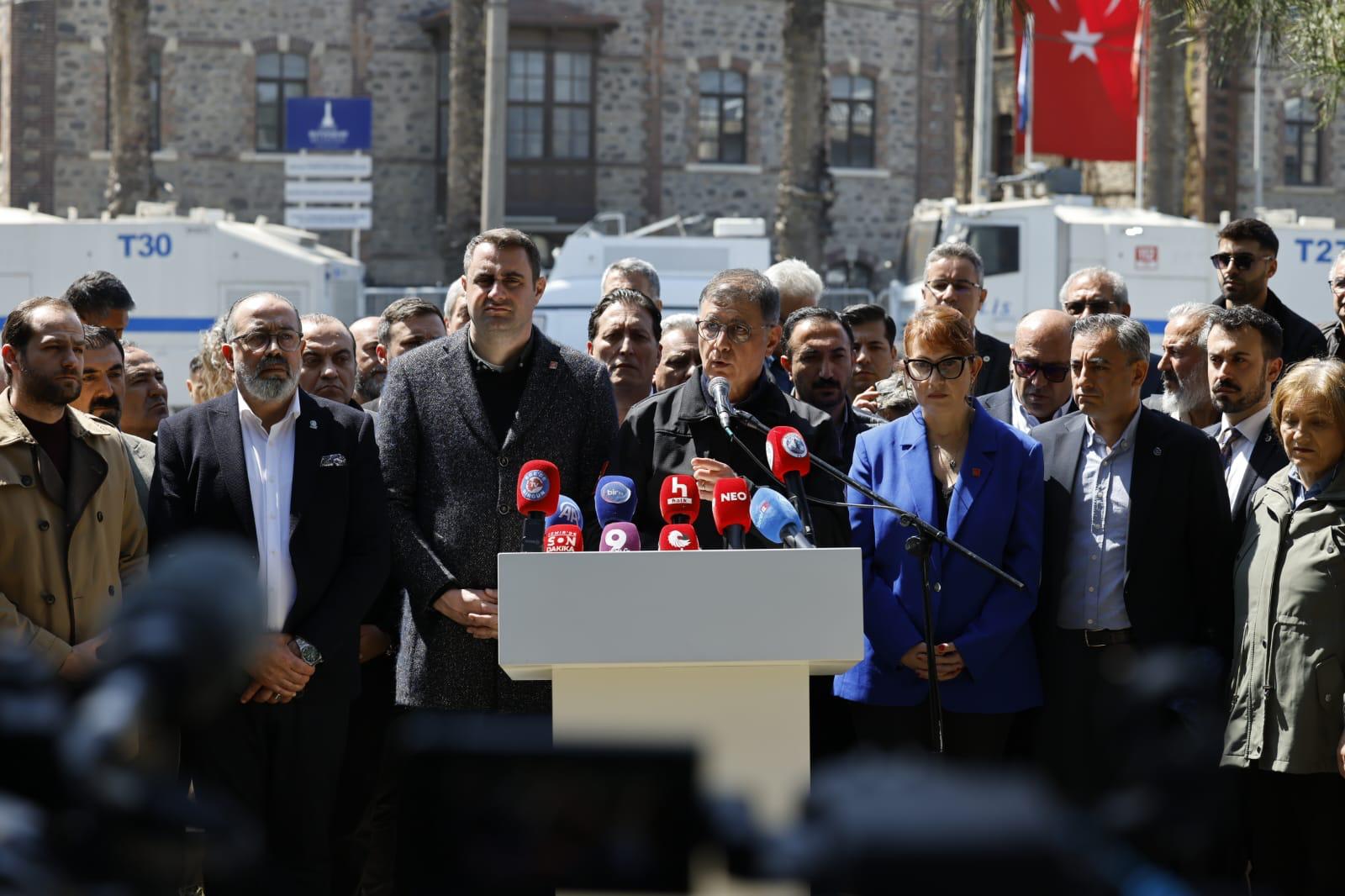 İzmir Büyükşehir Belediye Başkanı Dr. Cemil Tugay; CHP Genel Başkan