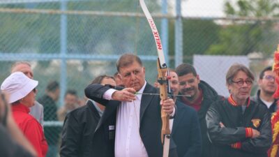 İzmir Büyükşehir Belediye Başkanı Dr. Cemil Tugay, İnciraltı’nda düzenlenen 23