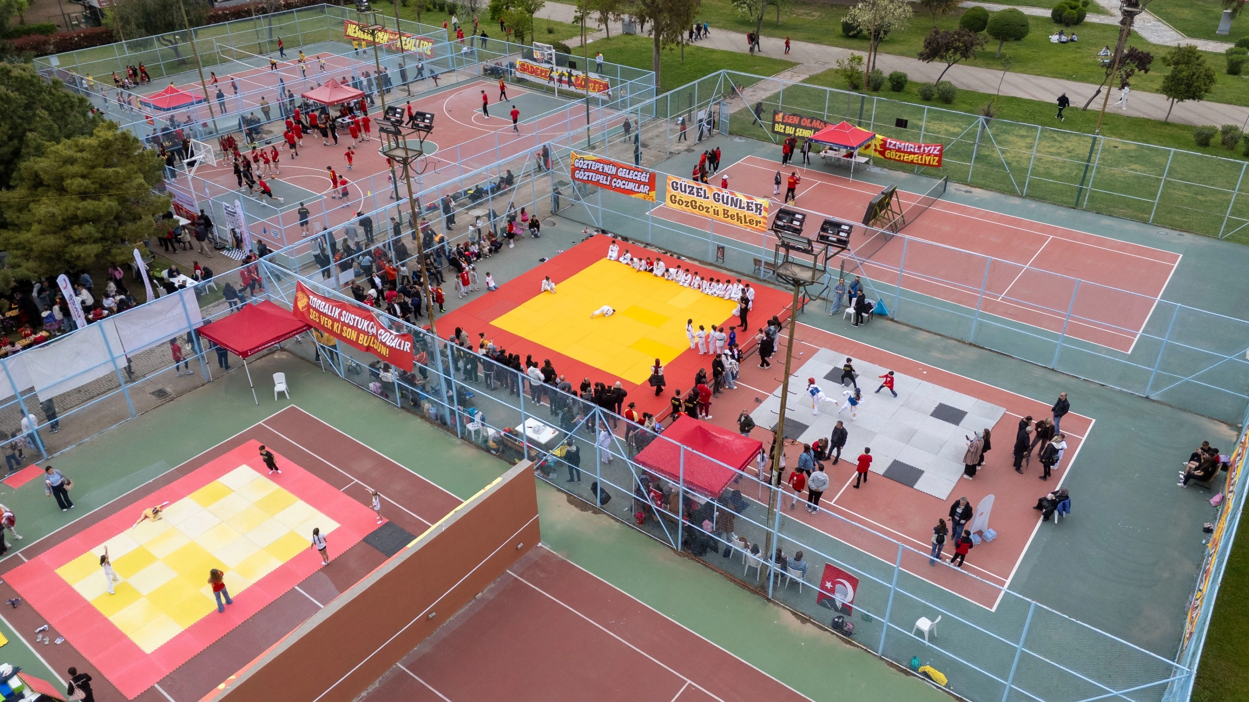 Başkan Tugay, sporcu çocuklarla buluştu